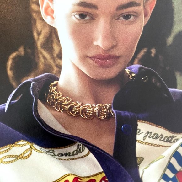 Stunning Necklace and Bracelet Set - Picture 3 of 4